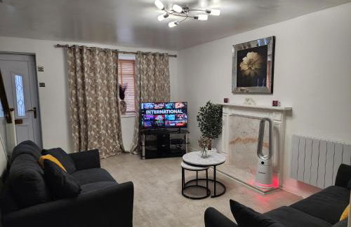 My Holiday Home -2 Bed House-Free Parking - Foto 1