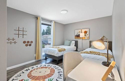 Chic Kirkland Home Overlooking Windsor Vista Park - Photo 19