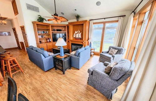 Frolic Inn OBX - Semi Soundfront Retreat, Pool, Hot Tub, Boat Ramp, Elevator, Media & Game Room - Foto 18