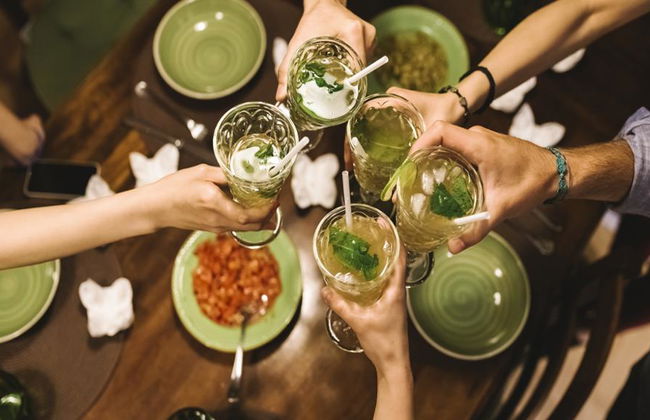 A Arte do Aperitivo Italiano com um Local: Aprenda e Desfrute - Foto 1