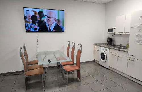 City J&L Apartment Zentrale Lage - Foto 52