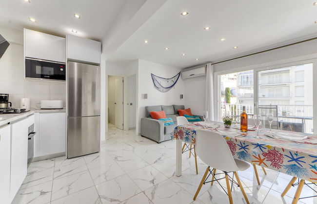 Apartment in Roses With Stunning Beachfront Views - Photo 14