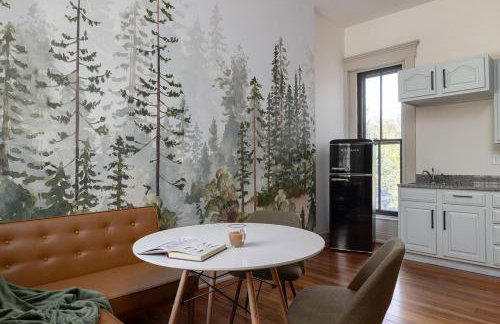 Blushing Pink Manor! Off Frankfort Ave! 8 BR! - Foto 76