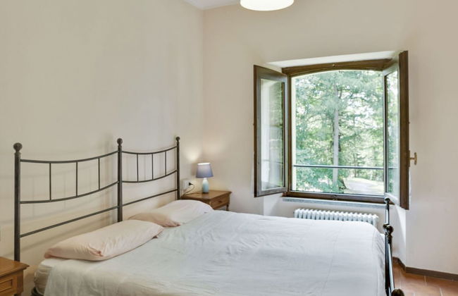 Unique Holiday Experience in Greenery near Lake - Foto 7