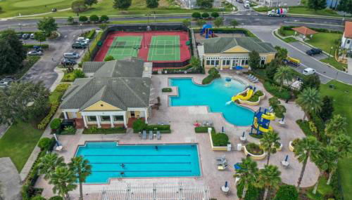 Spacious Family Villa w/ Pool & Themed Bedrooms - Foto 2, sunbed