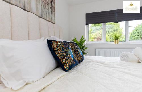 Contractors 3 Bed 2Bath House Free Off Street Parking for 2 Cars WiFi Stevenage Self Catering Sleeps 5 Guests By White Orchid Property Relocation - Foto 30