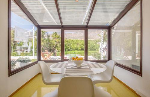 Villa Oasis with Large Pool Athenian Riviera Lagonissi - Foto 31