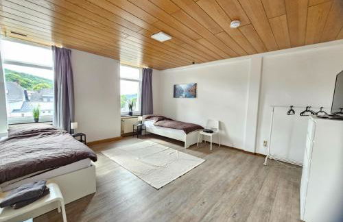 MR Living I moderne Apartments mit Einzelbetten, voll ausgestattete Küche, WLAN, Parkplatz, ideal für Monteure I DI01, DI02 - Foto 18