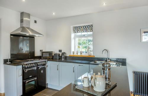 Deri Cottage - Photo 7