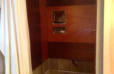 Meadow House Backcountry Residency - Foto 66