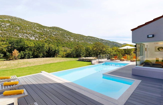 Villa in Zupa With Infinity Pool & Biokovo Views - Foto 31