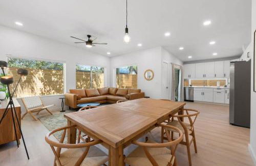 The Peaceful Puffin - New Modern 5 min to Town - Foto 5