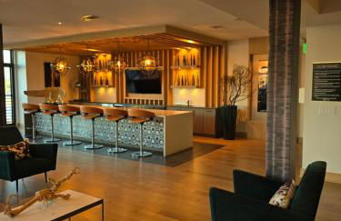 The Trendy Den - Photo 37