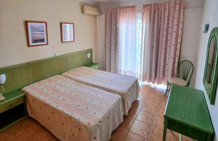 Apartamentos Turisticos Alagoa Praia - Photo 4