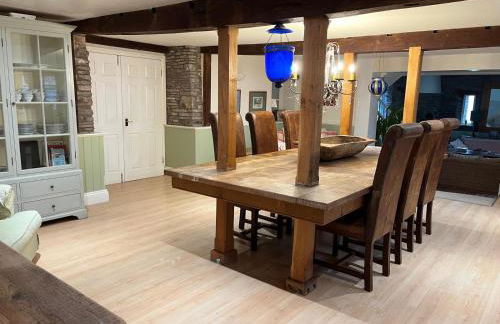 15th Century 6-bed Farmhouse, Sleeps 11, Pets Ok - Foto 59