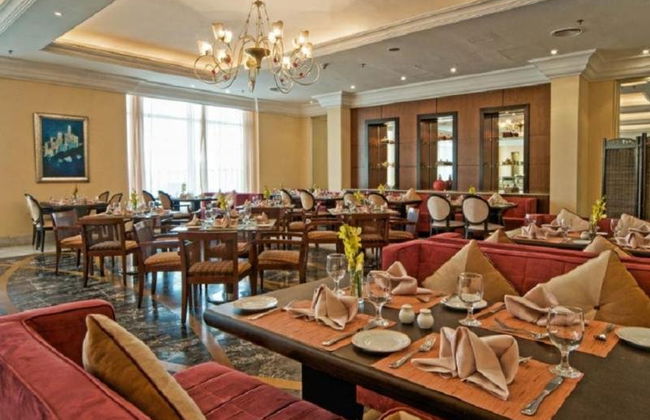 City Seasons Suites (EX Pearl City Suites Hotel) - Photo 20