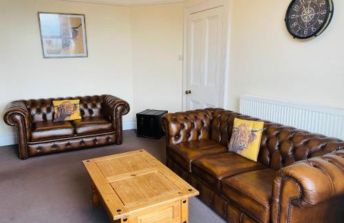 Ocean Terrace, Ilfracombe, 4 bedrooms, Sleeps 8, Stunning Sea Views, Parking, Garden, Pet Friendly - Foto 17