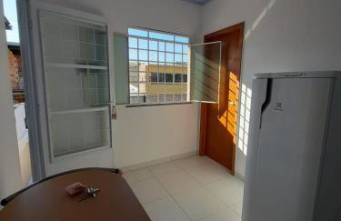 Apt com ótima localização, com Wi-fi, próximo do Shopping e Aeroporto - Foto 5