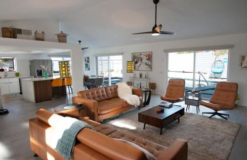 Saltwater Pool and Mountain Views - Foto 13