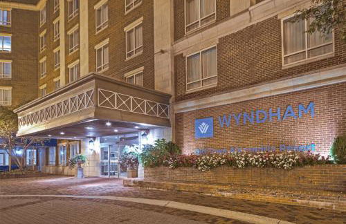 Wyndham Old Town Alexandria 2BR Apartment with Resort Access - Foto 1