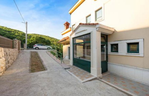 Awesome Home In Mirlovic Polje - Foto 19