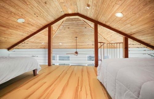 Private Waterfront Beach House with Fire-pit - Foto 24