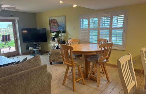 117 Cocoa Beach Club Direct Oceanfront Next to Pier, Dog Friendly! - Foto 19