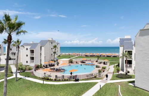 New Stunning Ocean-View Beachfront Resort, Heated Pool! - Foto 16