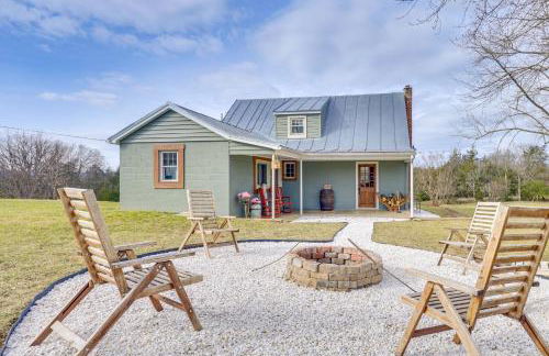 Grill and Fire Pit New Market Getaway on 3-Acres! - Foto 26