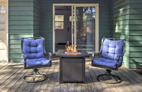 Eagle River Snowmobile and Lakefront Escape - Photo 20