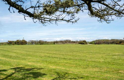 Naut Retreat, The Big Barn - Spacious & cosy cottage, walk to Porthcurno beach, Pedn Vouder & Minack Theatre - Photo 55