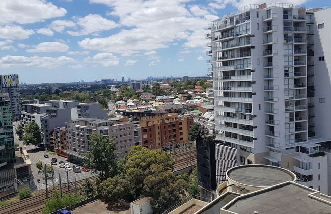 Parramatta Hotel in Mantra Building - Photo 17