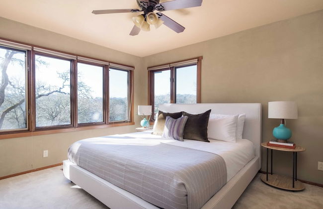 Gable by Avantstay Beautiful 3.5 Acre Oasis w/ Gorgeous Views, Pool & Hot Tub - Foto 23