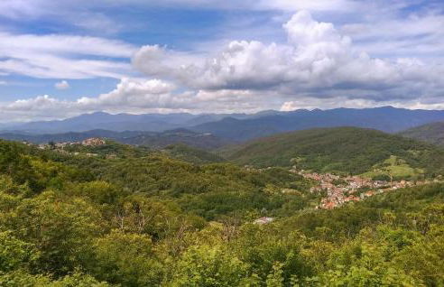 2 Bedroom Lovely Apartment In Valdipino - Foto 1