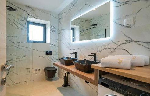 Gorgeous Home In Pican With Sauna - Foto 30