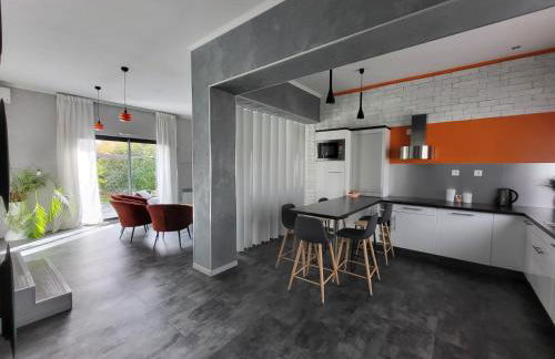 EMLAVIE - Maison familiale OU Loft SPA - à 3km Futuroscope - Foto 64