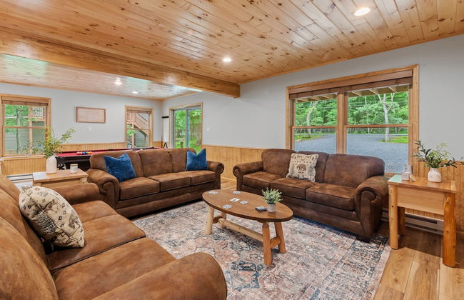 Bluejay Getaway by Avantstay Walk to Lake 7bdr Hot Tub Pool Table - Foto 20