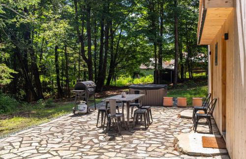 Modern A-Frame Catskills Hot Tub & Fireplace - Foto 35