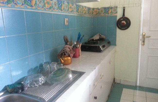 Villa Kota Bunga Camelia - Foto 15