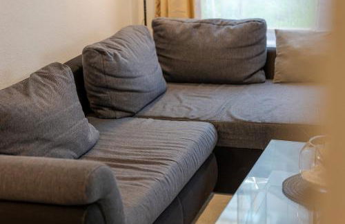 Rob's Flat - Moderne 3-Zimmer-Ferienwohnung mit Terrasse, 6 Schlafplätzen, 2 Min S-Bahn, Weil der Stadt bei Stuttgart - Foto 8