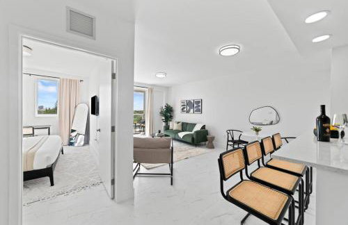 Pool & Gym | King Bed | Downtown Hollywood - Foto 16