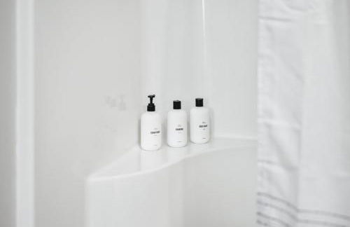 NEW Great Escape 404 2BR Condo Near Downtown and Bay - Photo 34