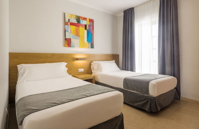 Aparthotel ILUNION Costa Sal Lanzarote - Photo 16