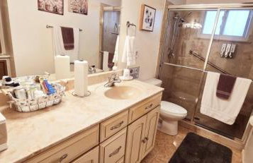 Hot Air Balloon Haven, Hot Tub, King Bed, Office, Foosball, Bball - Foto 18