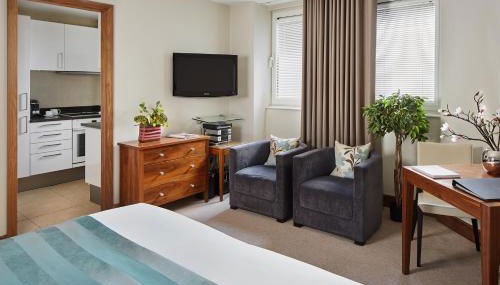 Arlington House Apartments - Photo 4