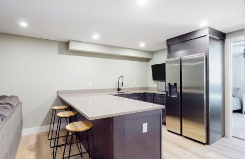 On Mountain Time - Photo 24