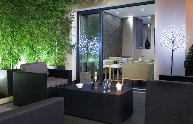 Serotel Suites - Photo 32