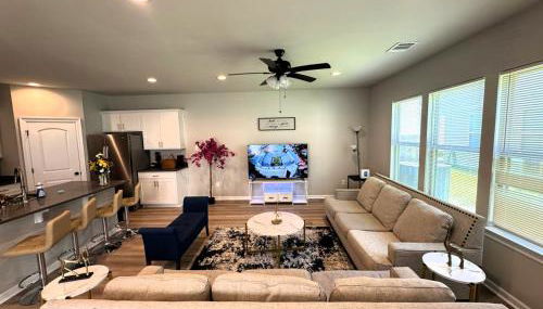 The Modern and Stylish Hangout Hub by LSU - CB1022 - Foto 2