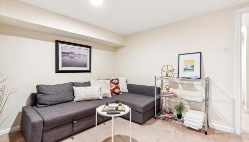 1BR Queen Suite w secure Parking and FiberOptics - Foto 2, pet friendly