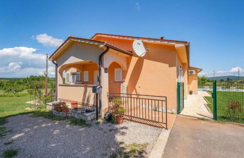 Beautiful Home In Labin - Photo 18